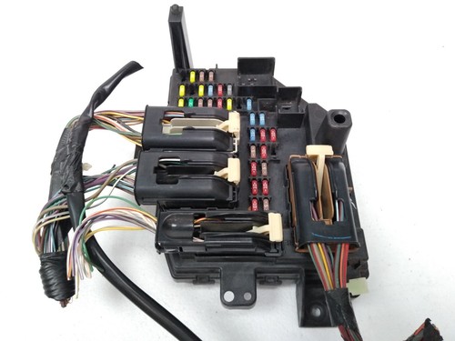 Core 8L5T-14B476-AA Ford 2008 2011 Ranger 2009 2010 Fuse Box Control Module I90 - Picture 18 of 19