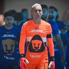 New RINAT SANTOLOCO PRO KAYLOR NAVAS Size 10, Goalkeeper, Futbol