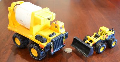 VINTAGE 1988 REMCO CONSTRUCTION CEMENT TRUCK MIXER + BULLDOZER HEAVY EQUIPMENT