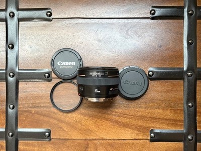 Canon EF 50mm f/1.4 USM Lens with Caps & 58mm Heliopan Filter   Some Fungus
