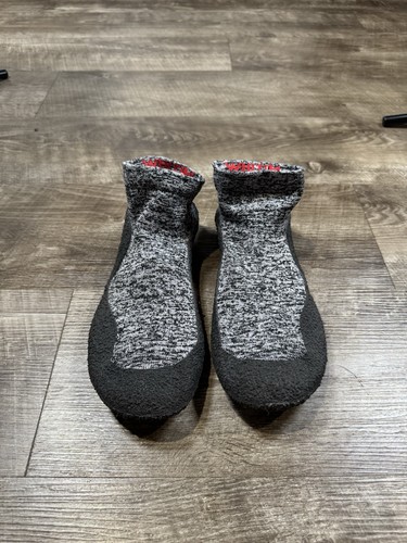 WHITIN minimalistische Barfußsockenschuhe Herren Größe 11 "