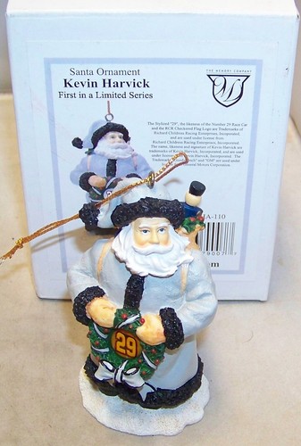 MEMORY COMPANY 2002 NASCAR SANTA ORNAMENT #29 KEVIN HARVICK RCR NIB
