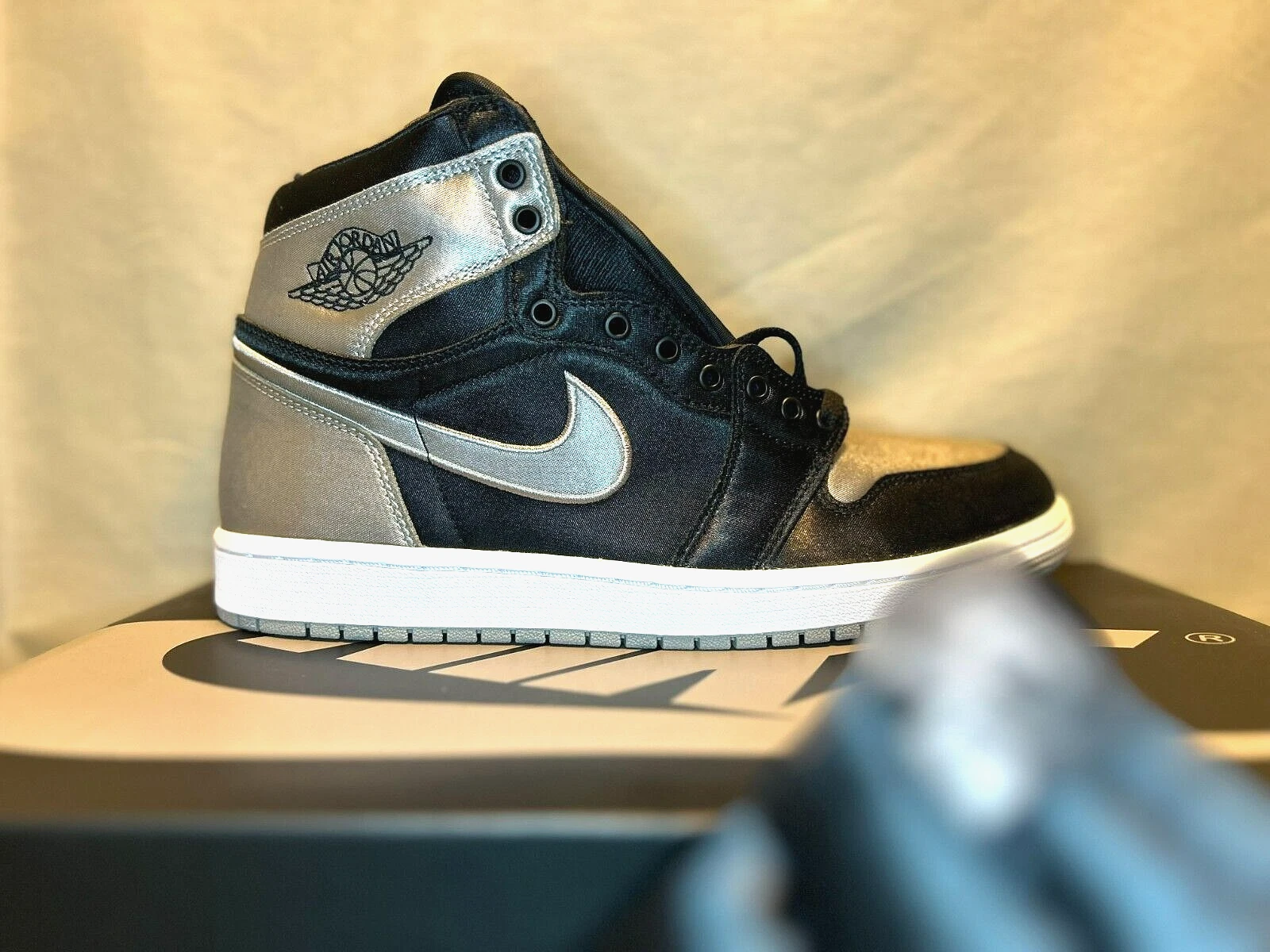 NIKE Jordan 1 Retro High OG Satin Shadow (donna) FD4810 010 nero grigio medio bianco