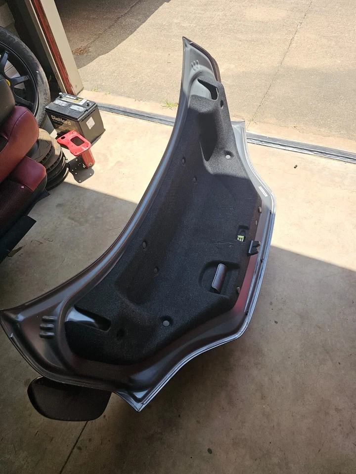 2013 现代 Genesis Coupe 带扰流板后外部后备箱盖甲板 原始设备制造商 E P — 第 2/3 张图片