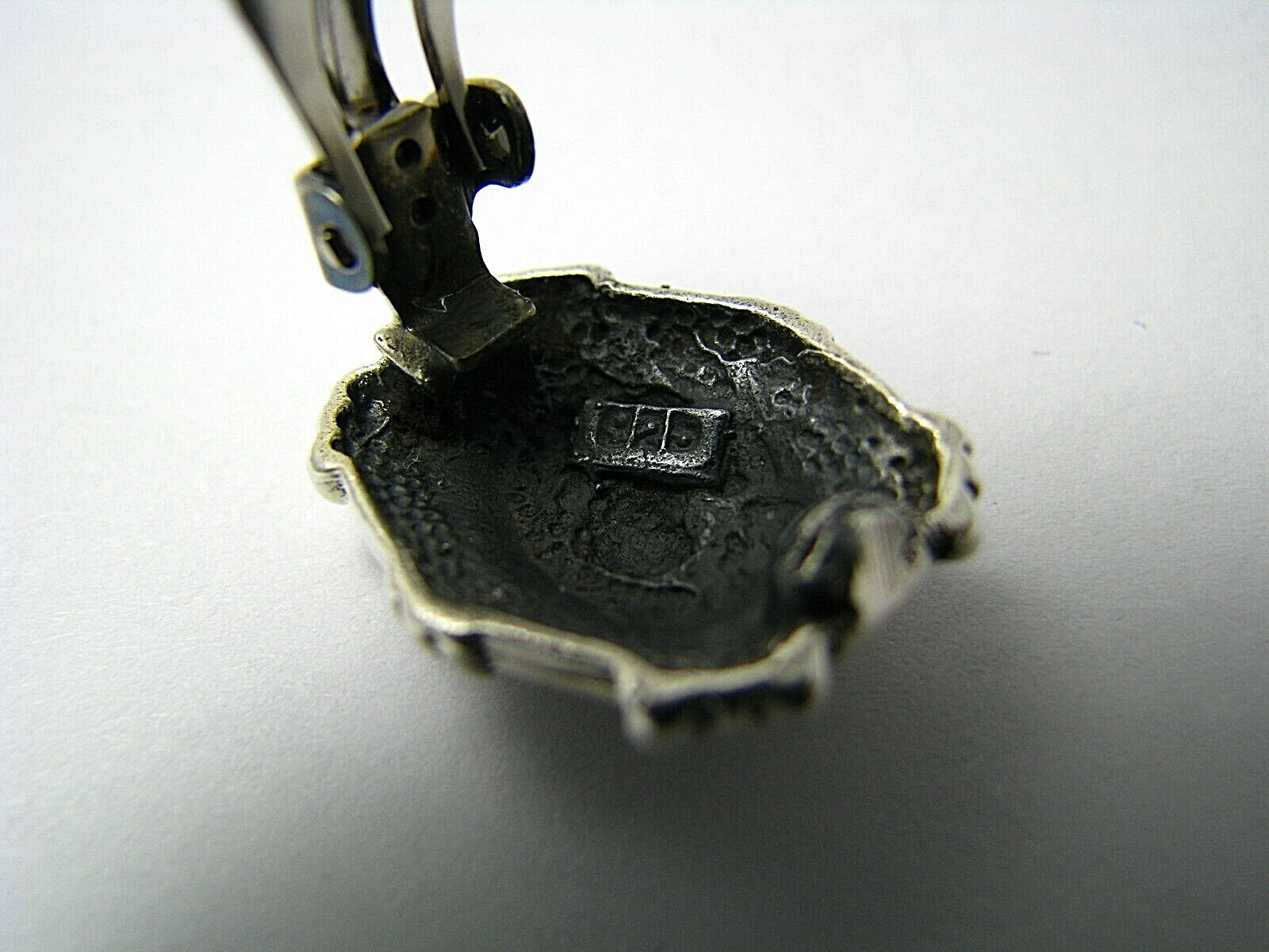 Picture 9 of 10