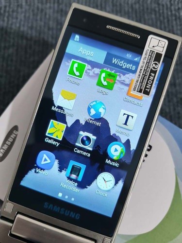 Samsung SM-G9098 Android 4.2 Jelly Bean Unlcoked 3G 32GB Flip SmartPhone - Picture 8 of 14