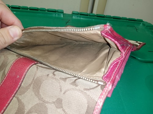Vintage Coach Signature Trifold Wallet Long Tan canvas and Pink Leather Trim - Picture 8 of 10