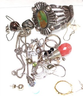 Mostly sterling silver 925 single earrings scrap jewelry Lot# 671
