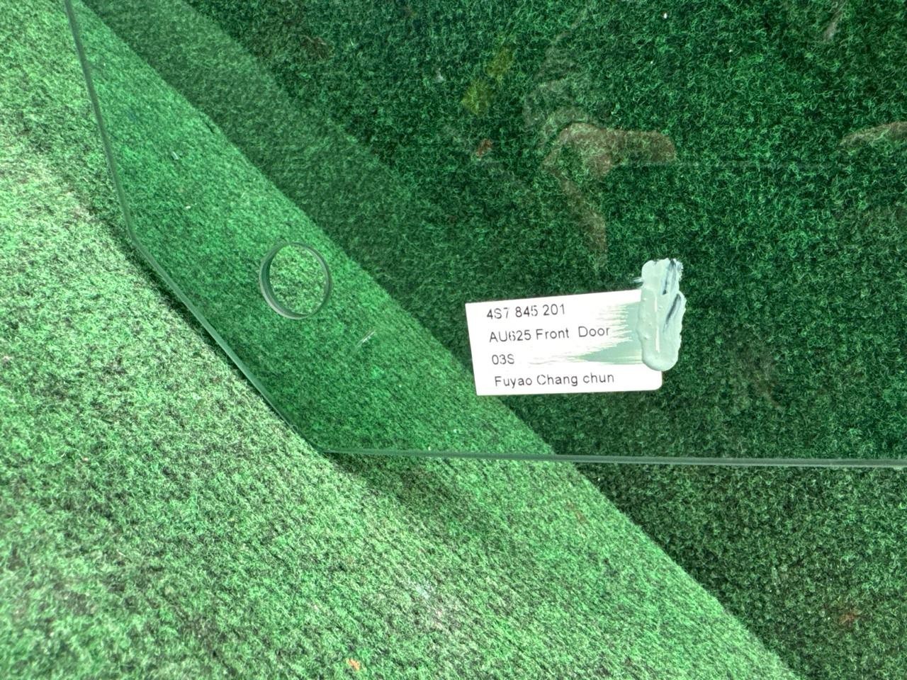 🛑 2017-2023 Audi R8 Spyder Front Left Driver Side Door Window Glass OEM