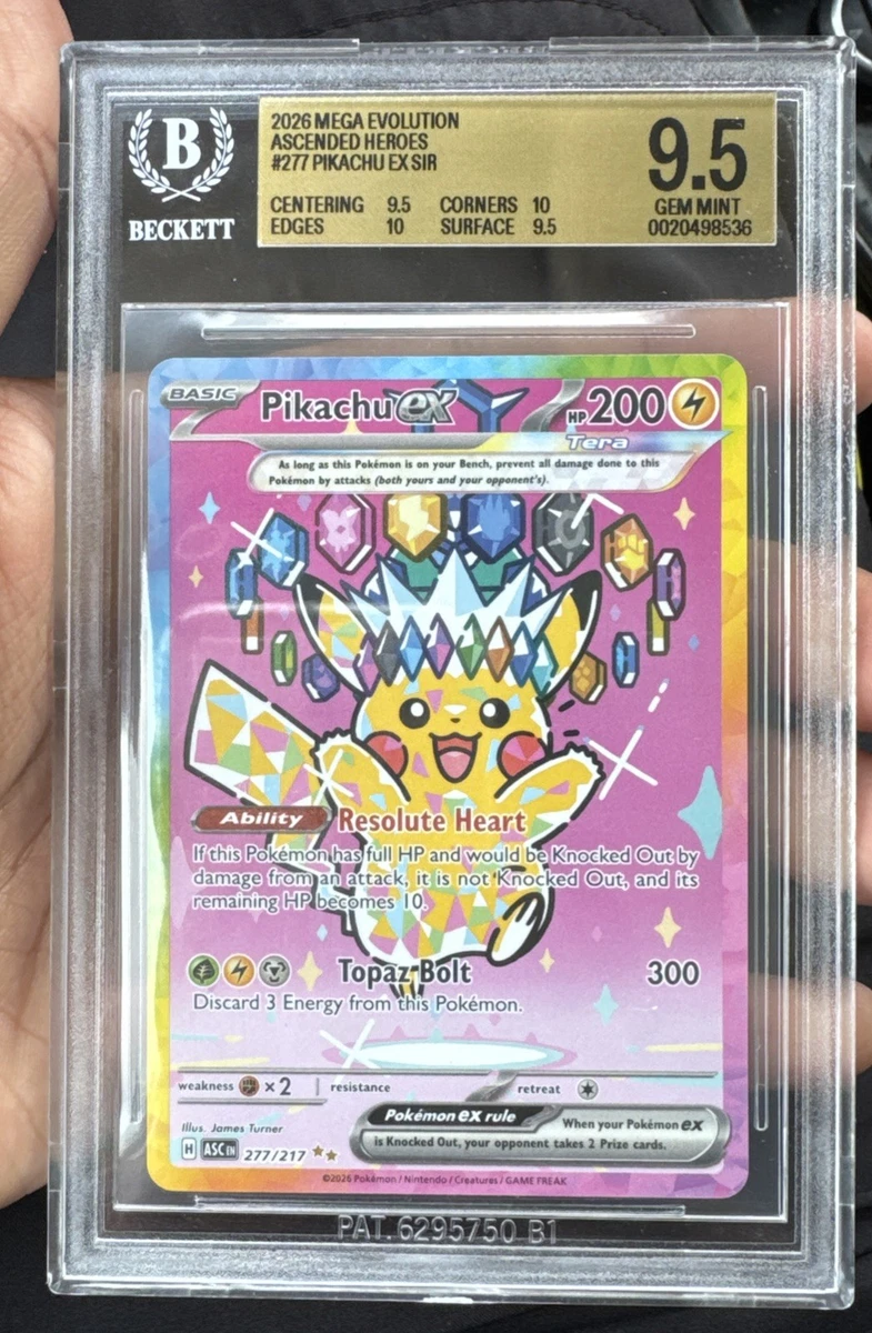 Pokémon Pikachu Grade 9.5 Pokémon TCG Individual Collectible Card