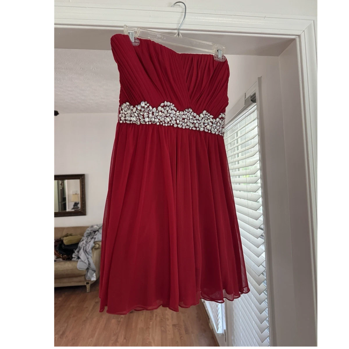 green emerald velvet dress Amazon.com: THBOEER Sequin Homecoming Dresses for Teens 2025 Sparkly Tiered  V-Neck Spaghetti Straps Short Prom Dress Black Mini Cocktail Party Gown US2  : Clothing, Shoes & Jewelry