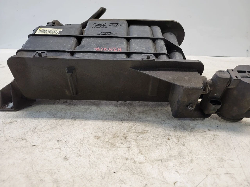 2011 2012 2013 2014 2015 2016 HYUNDAI ELANTRA VASILHA DE VAPOR DE COMBUSTÍVEL COREANA - Imagem 4 de 4