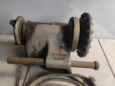 Ridgid 300 Electric Pipe Threader Missing 2 Jaw Inserts 