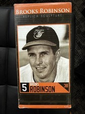 Orioles Brooks Robinson 2012 Bronze Legends Replica Statue SGA - New in Box NIB