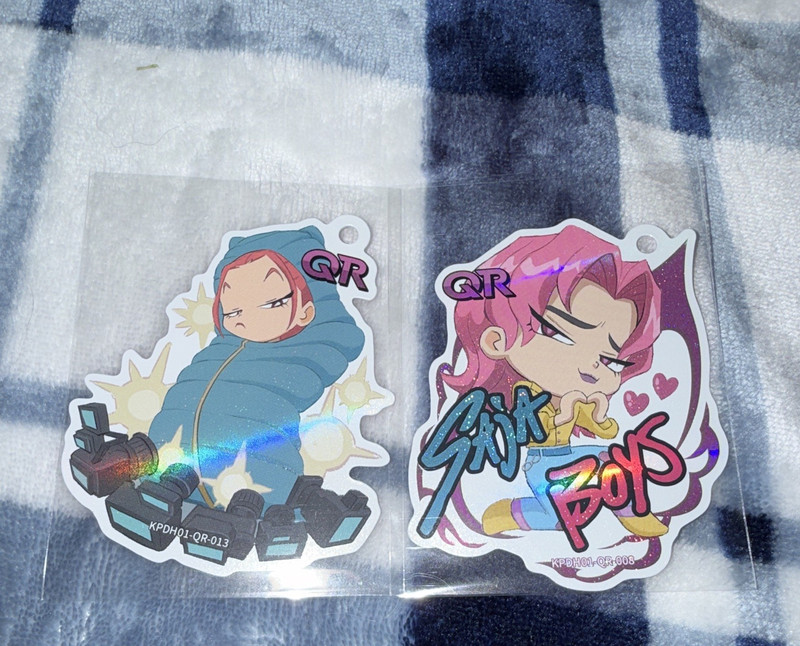 Netflix Kpop Demon Hunters Holographic  Lot of 2 Multicolor