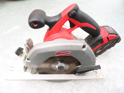 Milwaukee M18 6-1/2  Circular Saw 2630-20 w/ Battery No Charger