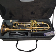 Jupiter Bb Trumpet with Mouthpiece Valve oil and Case Brass Trumpet
