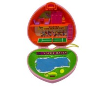 Pretty Pixies Vintage 90s Locket Club Tennis Yacht Compact Playset Polly Pocket