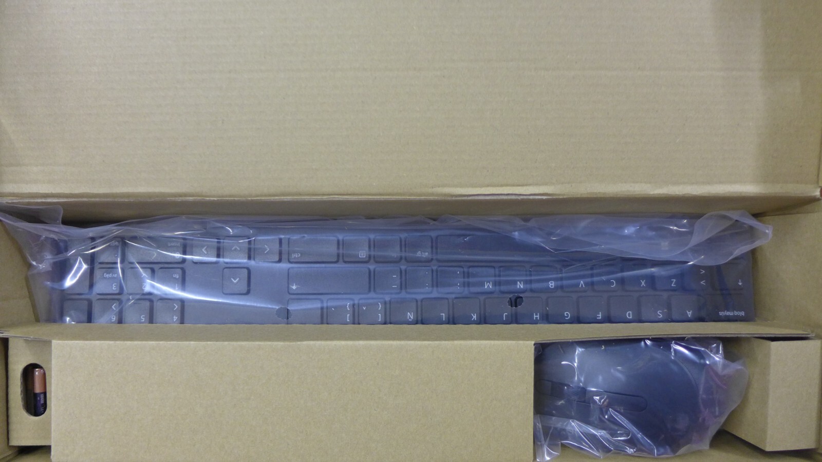 NEW Dell Pro Wireless Spanish Keyboard & Mouse KB3121W 73GWP
