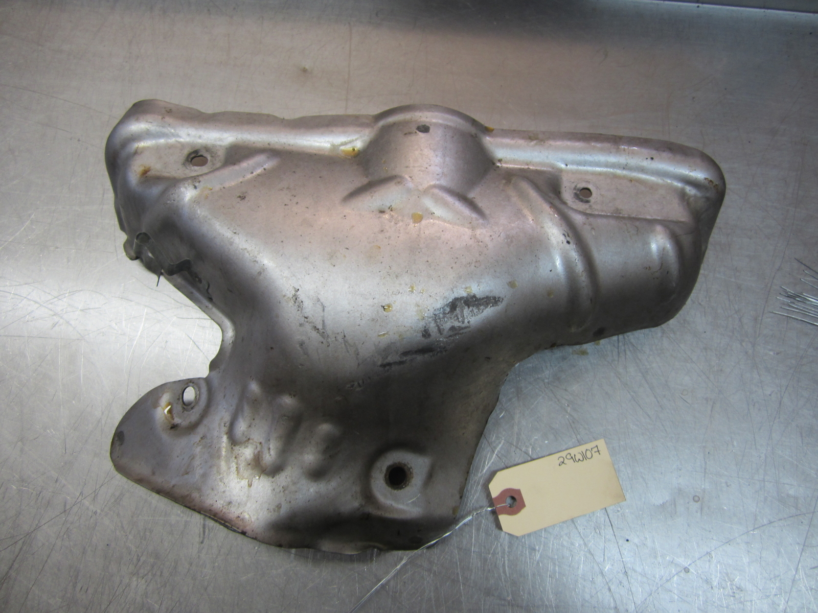 Exhaust Manifold Heat Shield From 2014 Nissan Versa 1.6 | eBay