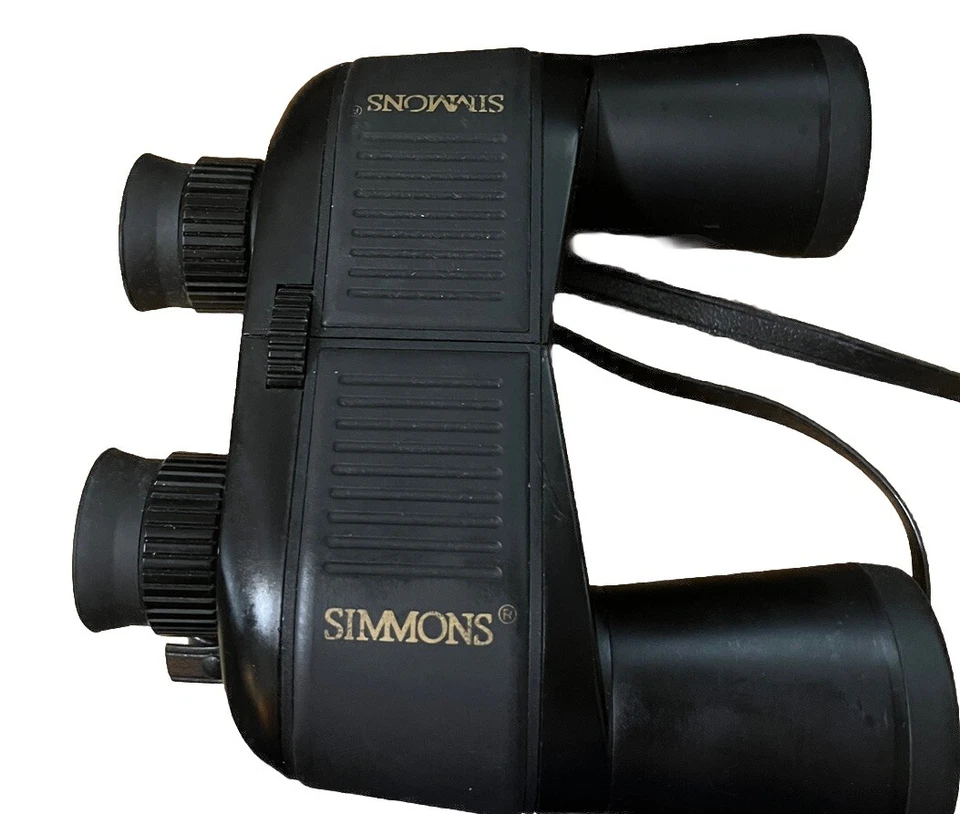 Simmons 8 X 40 Model 1125 Binoculars w/ Case Excellent.  Case Has  Some Wear - Image 4 of 4
