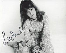 LEE GRANT SEXY ACTRESS SIGNED AUTHENTIC 'SHAMPOO' FELICIA 8X10 PHOTO C w/COA 