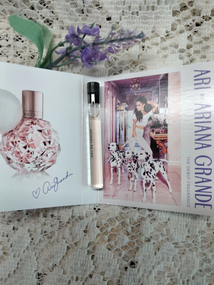 Perfume Ariana Grande ARI EDP Signature 0,05 fl. oz. (3) ¡MUESTRAS CARDADAS! 💐 Foto 2 de 2