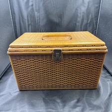 Vintage Wilson Wil-Hold Plastic Sewing Box Butterscotch Woven Design & Contents