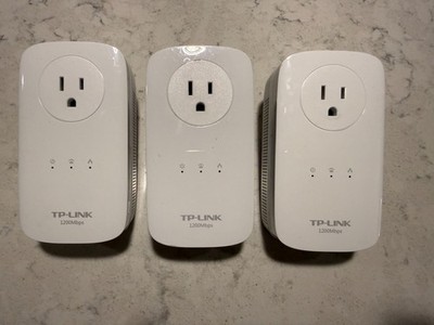 TP-Link  Powerline Ethernet Adapter Lot 1200 mBPS - 3 Available