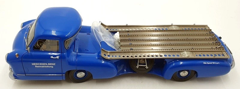 CMC 1/18 Scale Diecast M-036 - 1954 Mercedes Benz Renntransporter Truck - Blue - Image 2 of 4