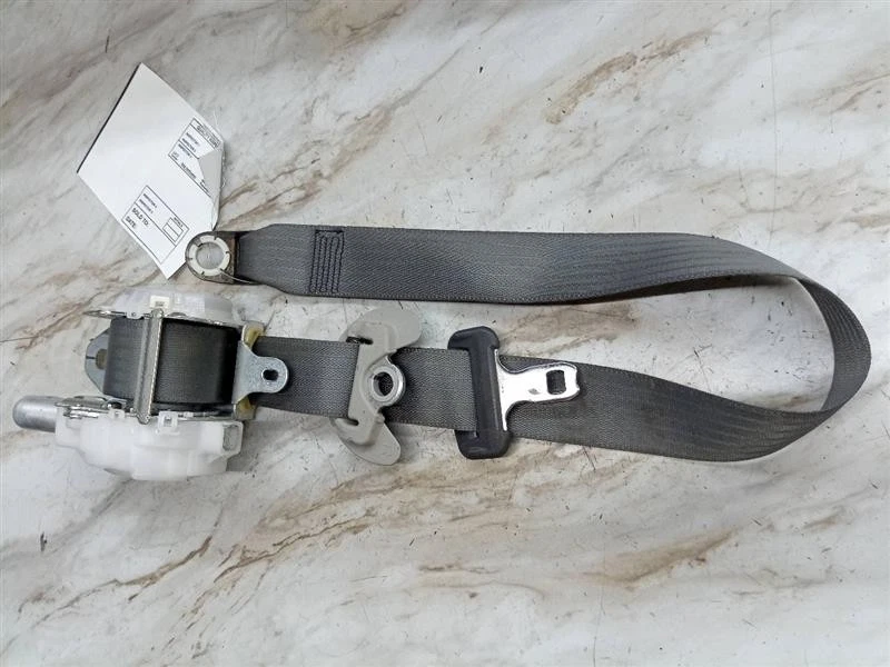 Used Front Right Seat Belt Front fits: 2012 Toyota Prius bucket Prius Plug-in VI Foto 3 de 4