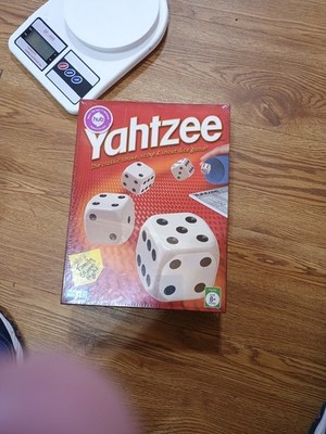 Parker Brothers Yahtzee 2005 Game New Original Box Factory Sealed 