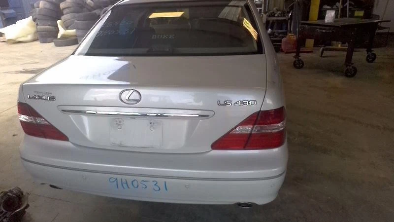 Conjunto de puerta trasera derecha usado lado trasero se adapta a: Lexus LS430 R 2005. sin automático Foto 4 de 4