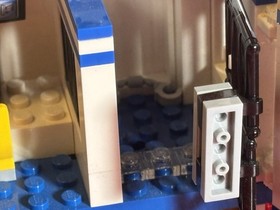 LEGO CITY: Mobile Police Unit (60044) Vehicle Only.