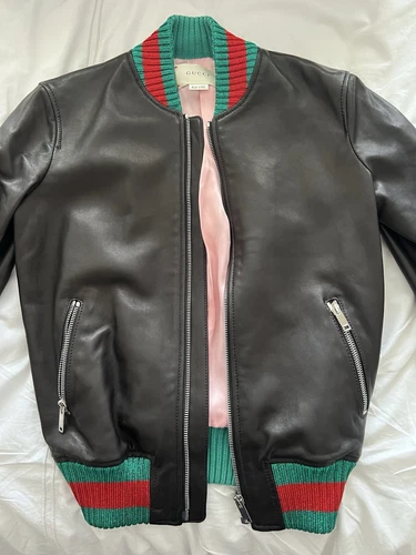 Giacca di pelle Gucci colore marrone 10 anni