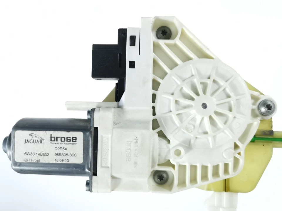 Jaguar XK X150 2014 RWD Front Right Door Window Regulator 6W8323200A OEM Foto 4 de 4