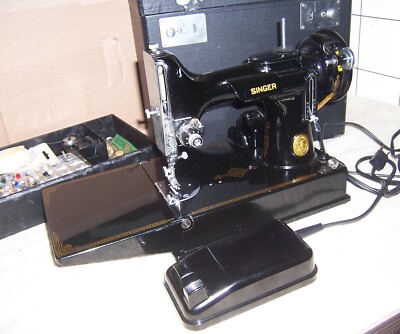 Vintage Singer 221-1 Sewing Machine in Case and Accessories