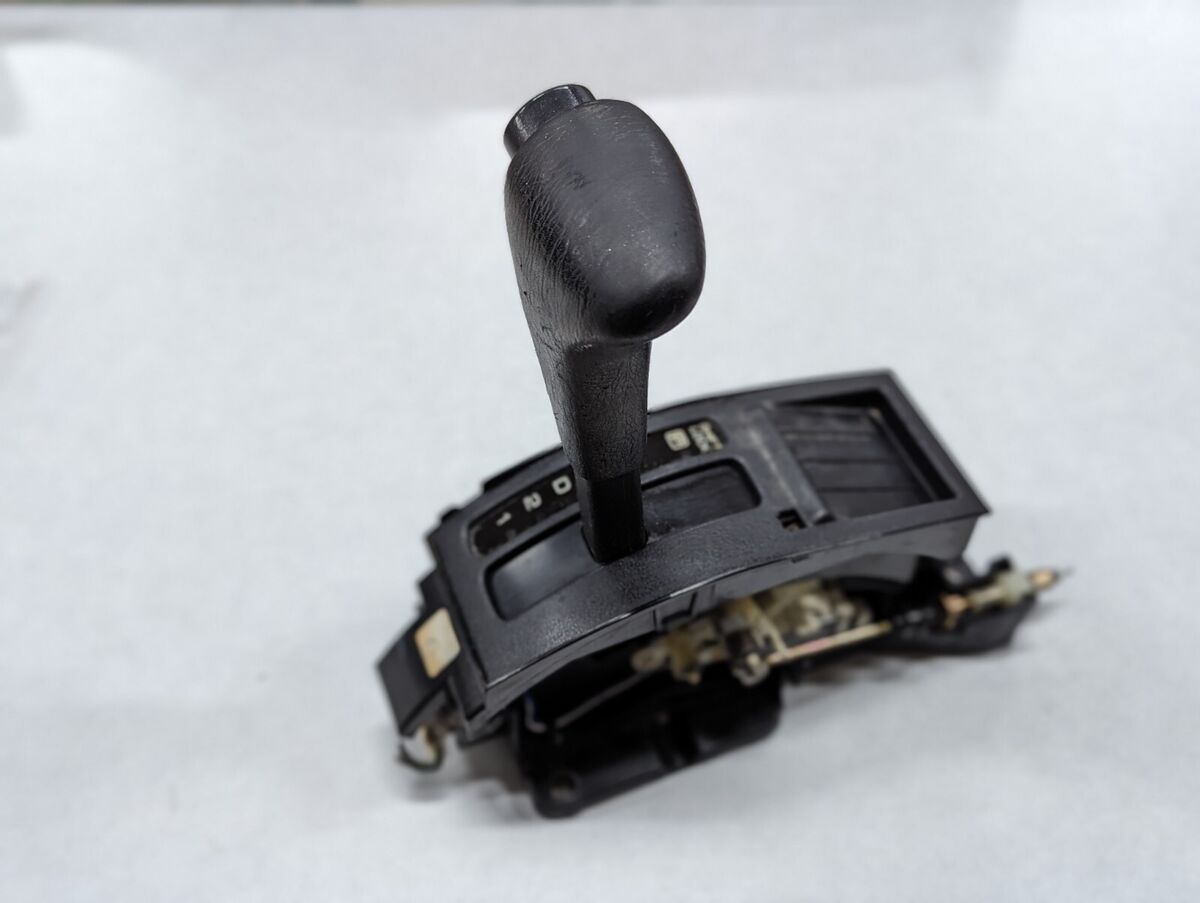 Nissan Pathfinder Gear Shifter Automatic Transmission Knob Nissan Pathfinder Gear Shifter Automatic Transmission Knob