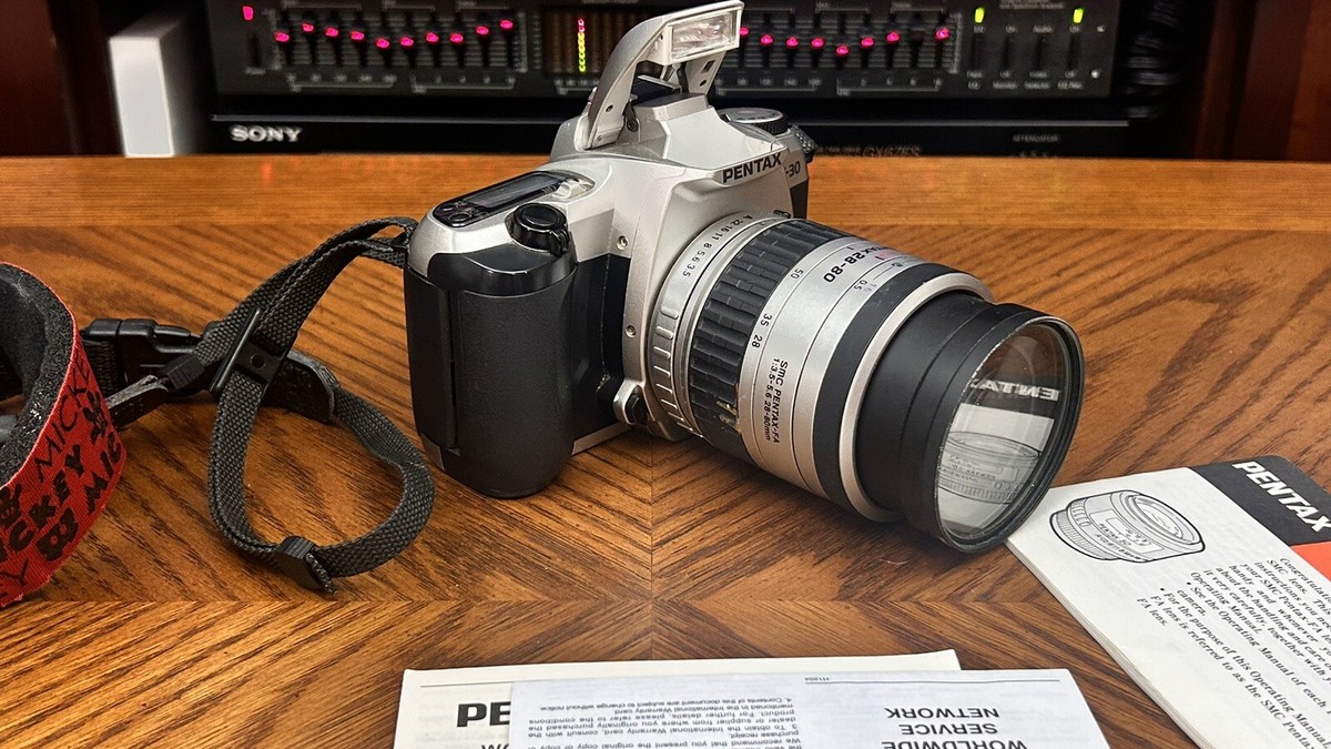 アサヒペンタックスカメラ Pentax ZX-30 Camera with Case Pentax 28/80 Zoom Lens Made in