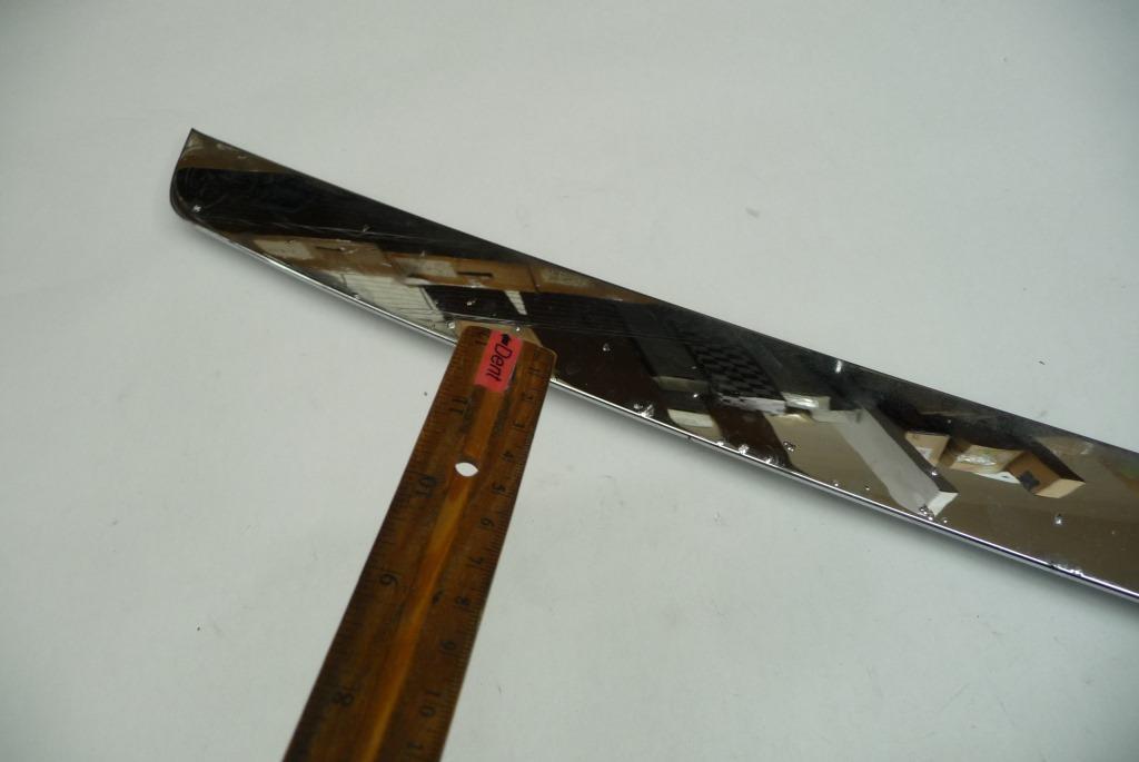 2003-2012 Rolls-Royce Phantom RR1 Front Bumper Trim 51117144543 OEM A1