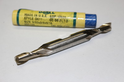 GREENFIELD DOALL 9/32'' x 3/8'' Shank 2 Flutes HSS Double End Mill 17529 USA