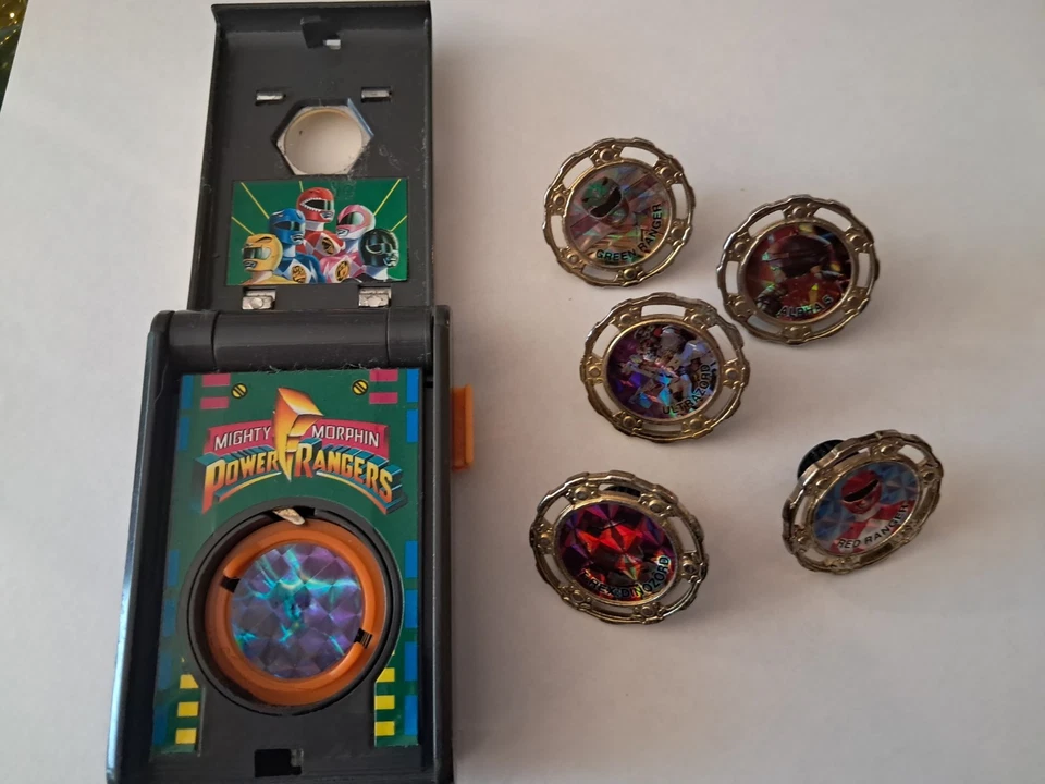 Mighty Morphin Power Rangers Spin Fighters пусковая установка 5 спиннеров Inc. зеленый рейнджер - Изображение 2 из 4