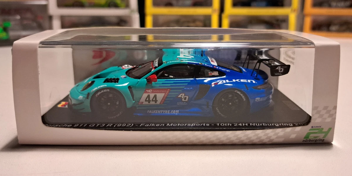 Spark 1/43 Porsche 911 GT3KR #36 – 24h Nurburgring 2013