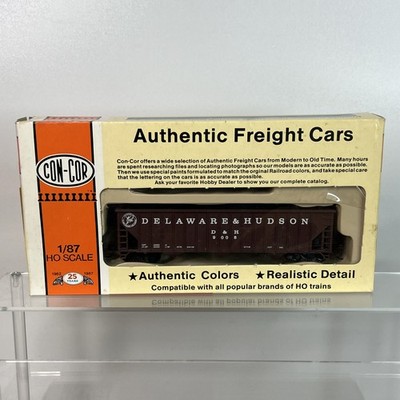 HO Scale Con-Cor 100 Ton 15P Coal Hopper Kit - Delaware & Hudson 0001-009361