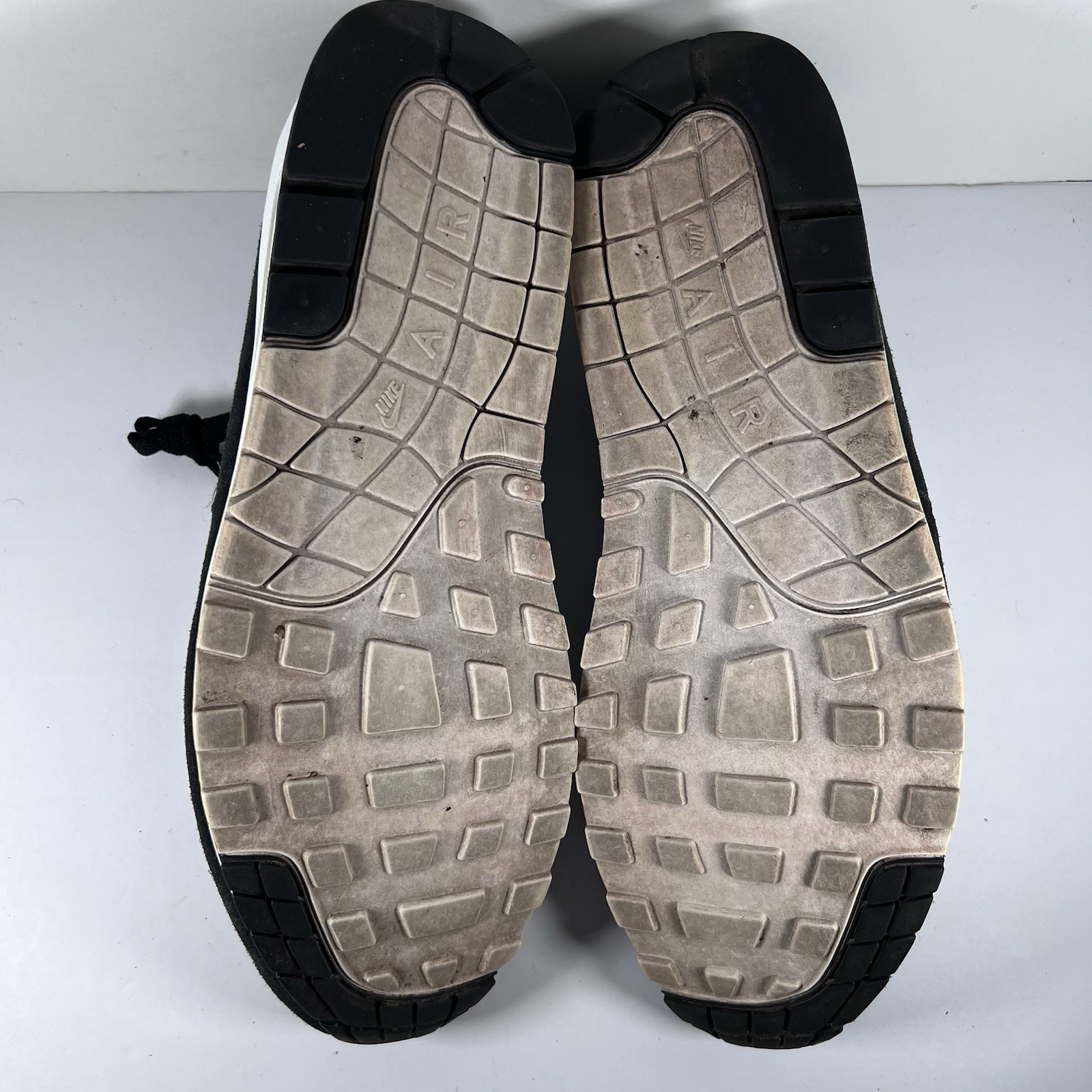 Nike Air Max 1 Black/White Lace Up Athletic Shoes Sneakers Men's 14 AH8145-014 thumbnail 7