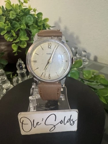 Vintage Mens Timex Mechanical Silver And Gold Tone On Leather Band