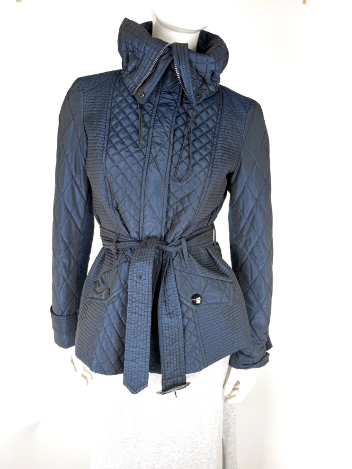 Burberry — Authentic Burberry London Navy Blue Collared Quilted Jacket 42 8