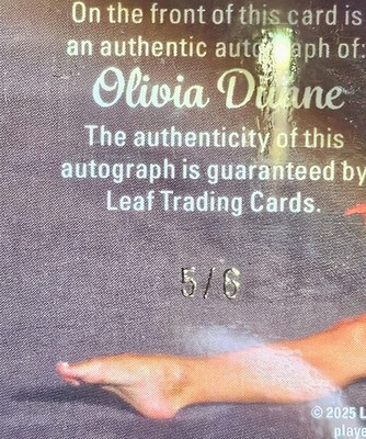 2025 Leaf OLIVIA Livvy DUNNE Auto ON CARD ink /6 Sealed Case