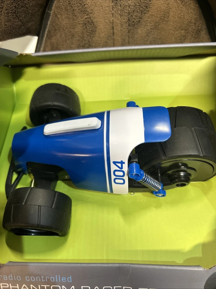 Blue Hat Remote Control Phantom Racer Trike RC Car Red NEW Rare Find Fast - Image 2 of 4