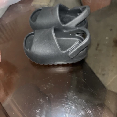 Adidas Yeezy Slide Sandali Neonato Bambini 5K Grigio Chiusura con Gancio e Loop